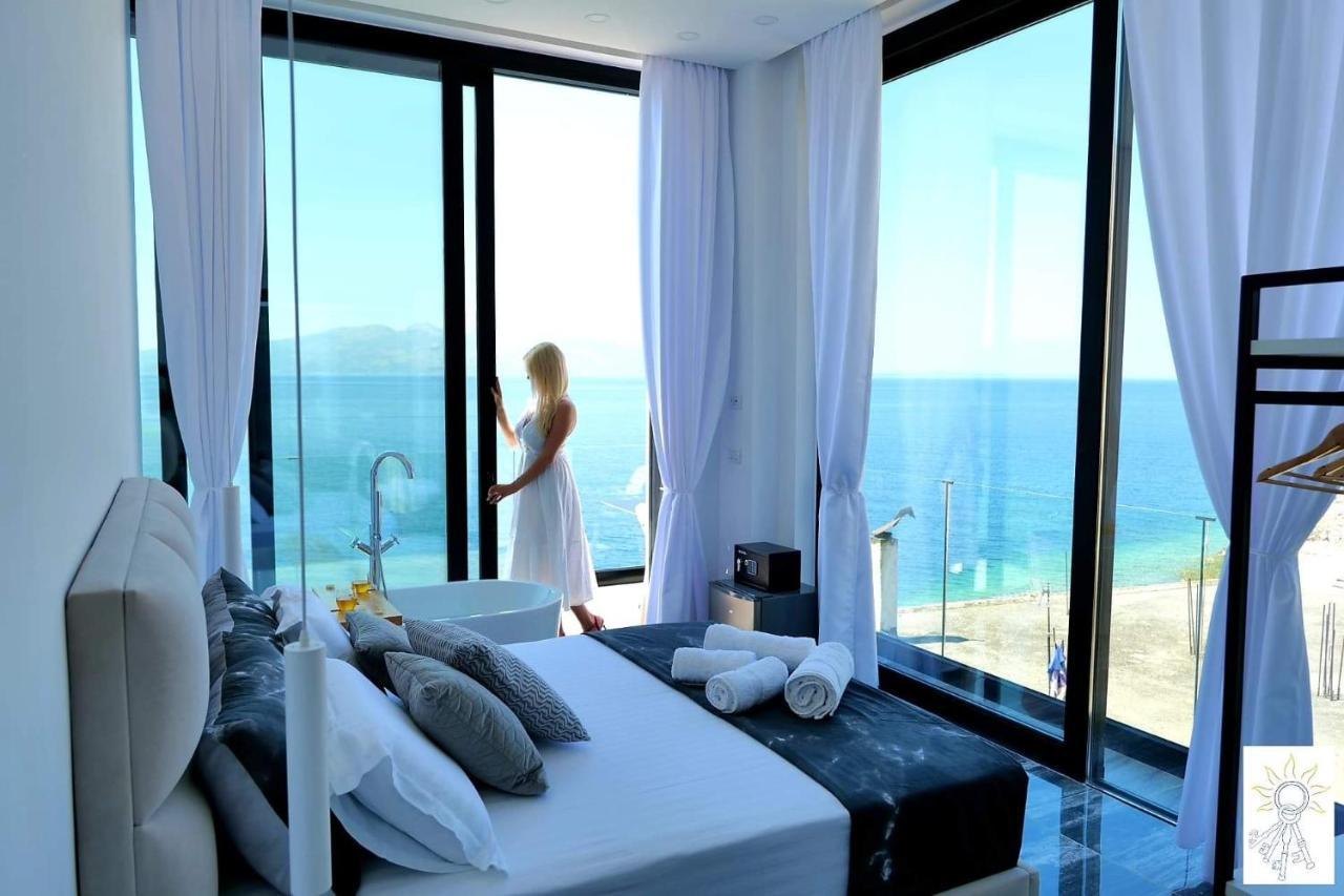 Nili Deluxe Hotell Sarandë Exteriör bild